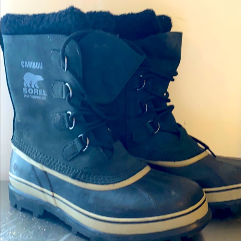 Sorel Caribou Size 10